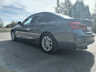 2017 BMW 3 серии 320i xDrive VI (F3x) Рестайлинг, серый, 1900000 рублей, вид 5