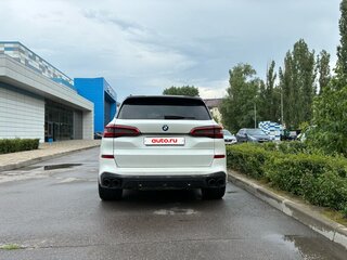 2019 BMW X5 30d IV (G05/G18), белый, 8500000 рублей, вид 3