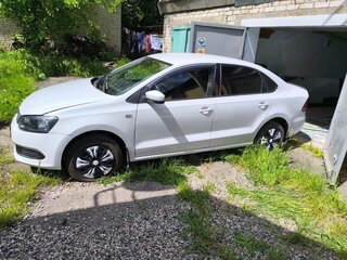 2013 Volkswagen Polo V, белый, 1100000 рублей, вид 3