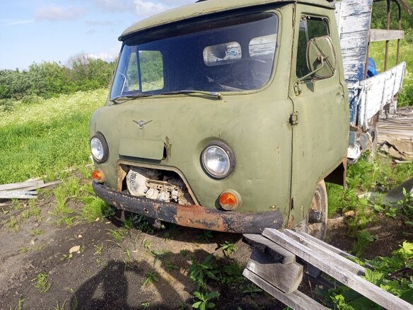 1990 УАЗ 3303, зелёный, 100000 рублей