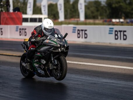 2020 Kawasaki Ninja H2 SX, серый, 4000000 рублей, вид 4
