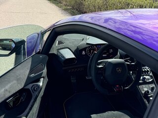 2019 Lamborghini Huracán Performante I, фиолетовый, 29000000 рублей, вид 4
