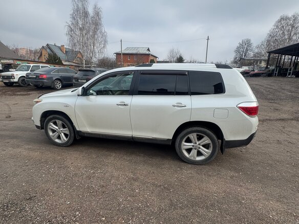 2011 Toyota Highlander II (XU40) Рестайлинг, белый, 1750000 рублей - вид 8