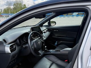 2021 Toyota C-HR I Рестайлинг, серый, 3100000 рублей, вид 4