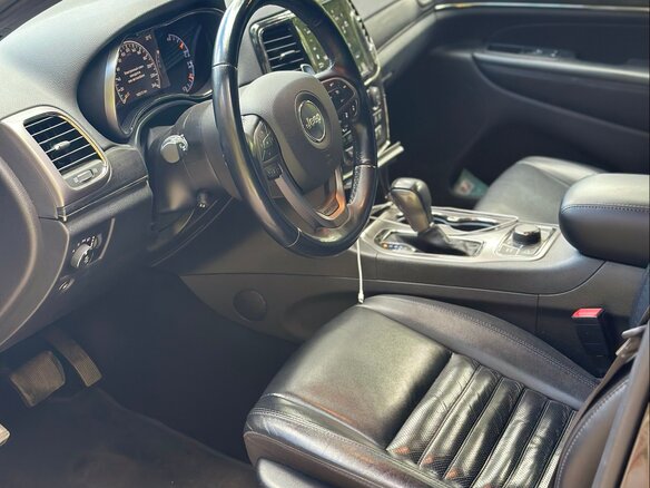 2021 Jeep Grand Cherokee IV (WK2) Рестайлинг, чёрный, 4000000 рублей - вид 6