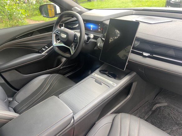 2024 Geely Preface I, белый, 2995000 рублей - вид 7