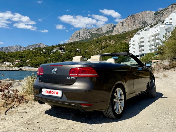2012 Volkswagen Eos I Рестайлинг, коричневый, 1750000 рублей - вид 5
