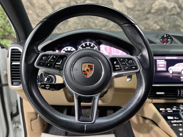 2020 Porsche Cayenne III, белый, 5698000 рублей - вид 17