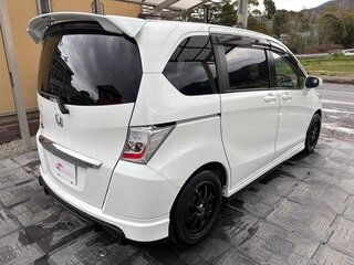 2013 Honda Freed I Рестайлинг, белый, 780000 рублей, вид 5
