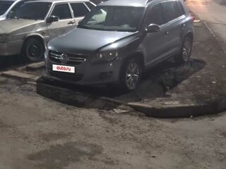 2010 Volkswagen Tiguan I, серый, 800000 рублей, вид 1