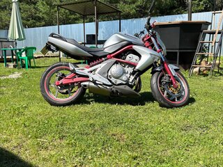2007 Kawasaki ER-6N, серебристый, 350000 рублей, вид 5