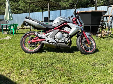 2007 Kawasaki ER-6N, серебристый, 350000 рублей, вид 5