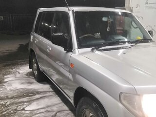 2000 Mitsubishi Pajero iO, серый, 420000 рублей, вид 4