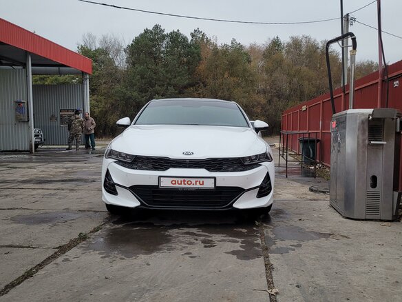2020 Kia K5 III, белый, 2700000 рублей - вид 2