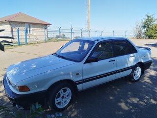 1988 Mitsubishi Galant VI, белый, 195000 рублей, вид 3