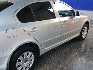 2013 Skoda Octavia II (A5) Рестайлинг, серебристый, 880000 рублей, вид 2