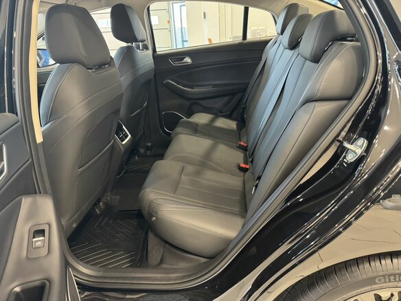 2024 Omoda S5, чёрный, 2129900 рублей - вид 6