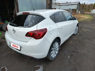 2011 Opel Astra J, белый, 550000 рублей, вид 4