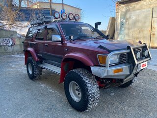 1991 Toyota Hilux Surf II Рестайлинг, красный, 2000000 рублей, вид 2