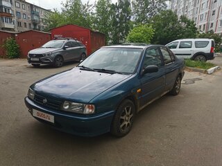1993 Nissan Primera I (P10), зелёный, 120000 рублей, вид 1