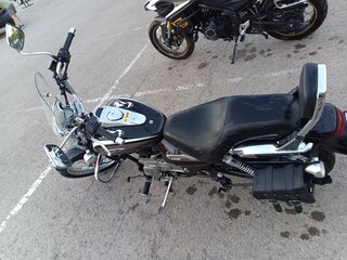 2021 Bajaj Avenger, чёрный, 220000 рублей, вид 4