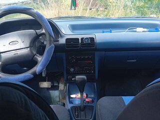 1994 Ford Escort (North America) II, белый, 150000 рублей, вид 4