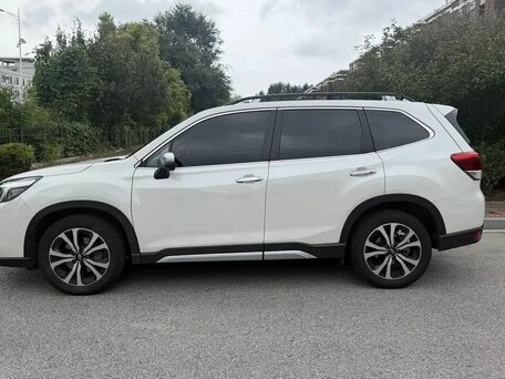 2021 Subaru Forester V Рестайлинг, белый, 2900000 рублей, вид 5