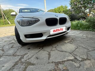 2011 BMW 1 серии 116i II (F20/F21), белый, 880000 рублей, вид 1
