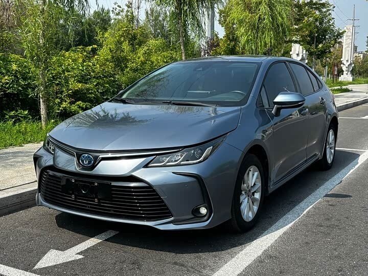Открыть фотографии: Toyota Corolla XII (E210)