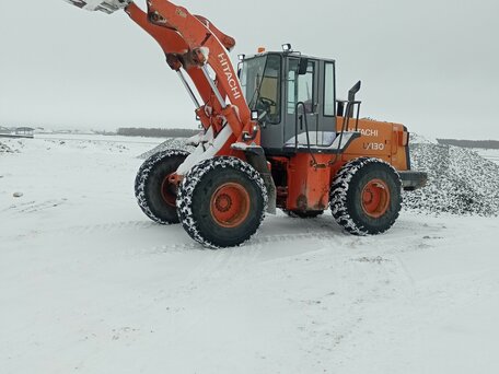 2005 Hitachi LX130, оранжевый, 3200000 рублей, вид 1