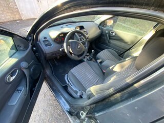 2006 Renault Megane II Рестайлинг, чёрный, 237000 рублей, вид 5