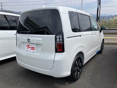 2026 Honda Freed Air III, белый, 2250000 рублей, вид 5