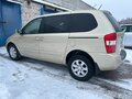 2007 Kia Carnival II, золотистый, 900000 рублей - вид 2