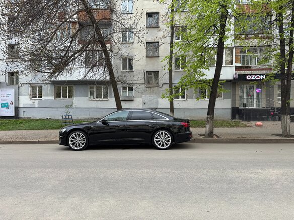 2020 Audi A6 40 TDI V (C8), чёрный, 4098000 рублей - вид 2
