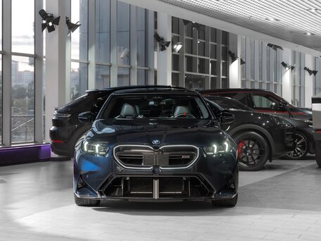 2025 BMW M5 VII (G90), чёрный, 18900000 рублей, вид 2
