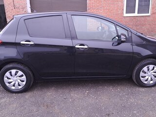 2018 Toyota Vitz III (XP130) Рестайлинг, чёрный, 1025000 рублей, вид 4