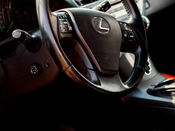 2010 Lexus RX 350 III, красный, 2069000 рублей - вид 6