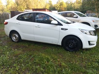 2014 Kia Rio III, белый, 790000 рублей, вид 3