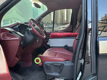 2021 Ford Transit, чёрный, 4828002 рублей, вид 5