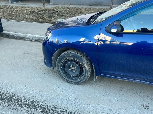 2015 Renault Logan II, синий, 600000 рублей - вид 4