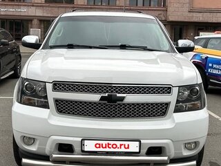 2013 Chevrolet Tahoe 6AT III, белый, 2700000 рублей, вид 1