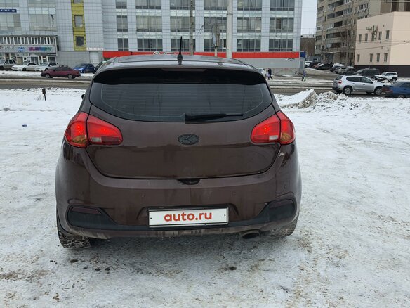 2014 Kia Ceed II, коричневый, 810000 рублей - вид 5