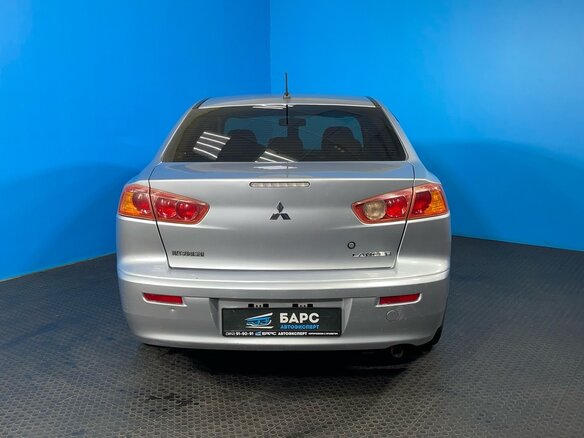 2008 Mitsubishi Lancer X, серебристый, 735000 рублей - вид 3