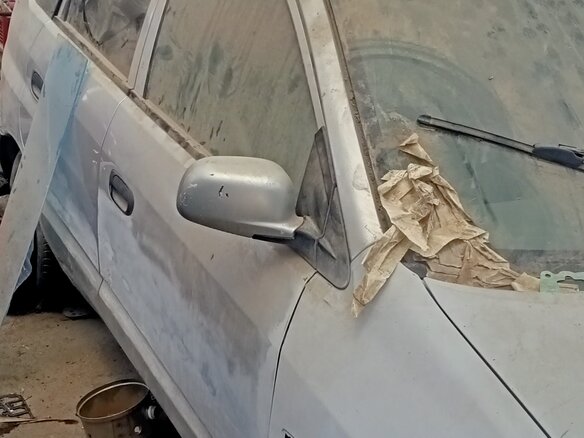 2000 Mitsubishi Space Star I, серебристый, 160000 рублей