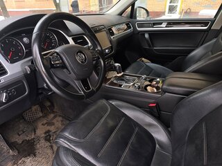 2012 Volkswagen Touareg II, коричневый, 1550000 рублей, вид 5