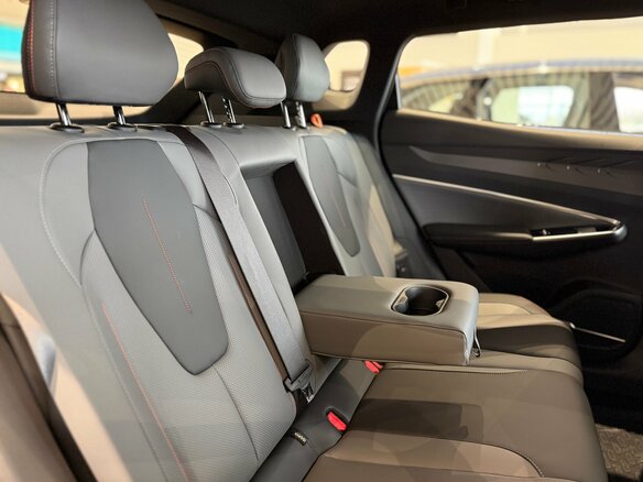 2026 Geely Cityray, серый, 3204990 рублей - вид 21