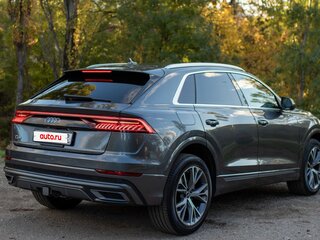 2023 Audi Q8 55 TFSI I (4M), серый, 9000000 рублей, вид 4