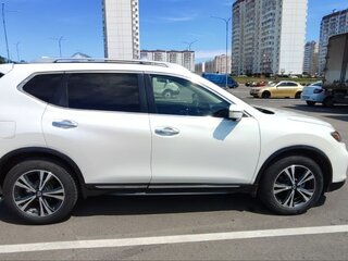 2018 Nissan Rogue II Рестайлинг, белый, 1900000 рублей, вид 2