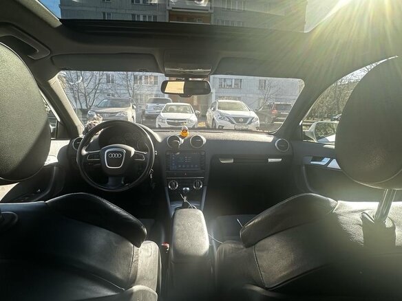 2010 Audi A3 II (8P) Рестайлинг 2, белый, 900000 рублей - вид 24