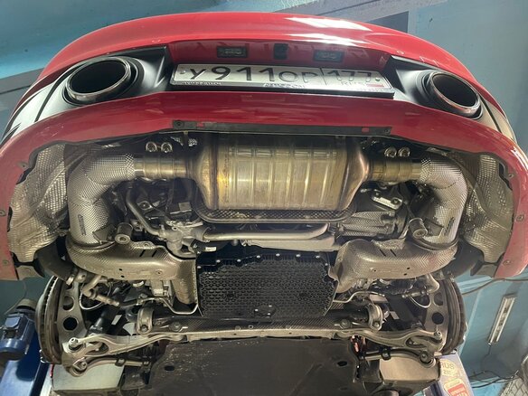 2019 Porsche 911 Carrera 4 VIII (992), красный, 12999999 рублей - вид 7
